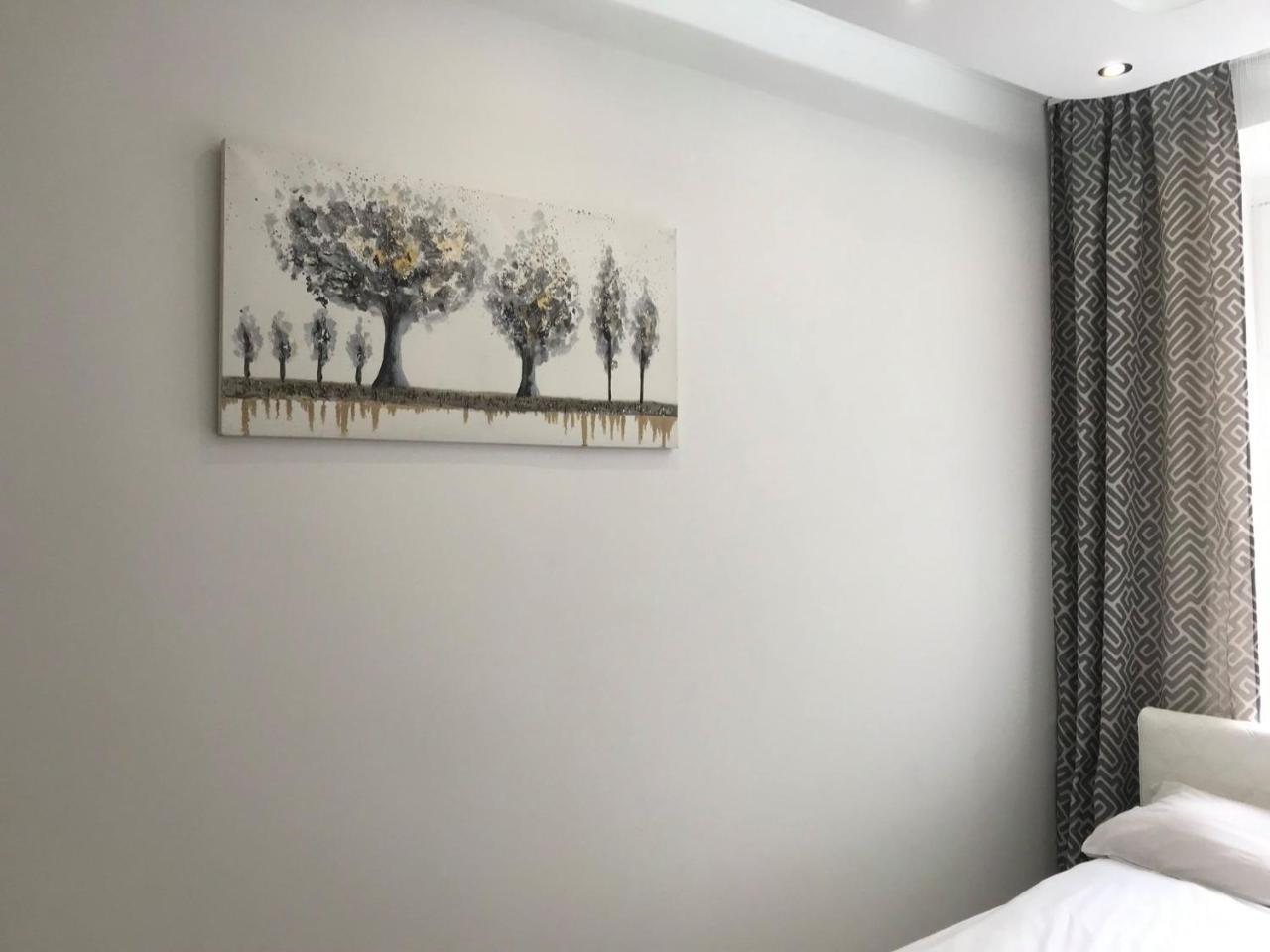 Modern Apartment Lviv Dış mekan fotoğraf