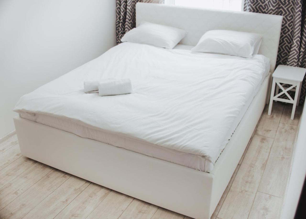 Modern Apartment Lviv Dış mekan fotoğraf