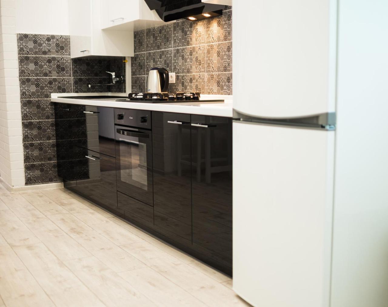 Modern Apartment Lviv Dış mekan fotoğraf