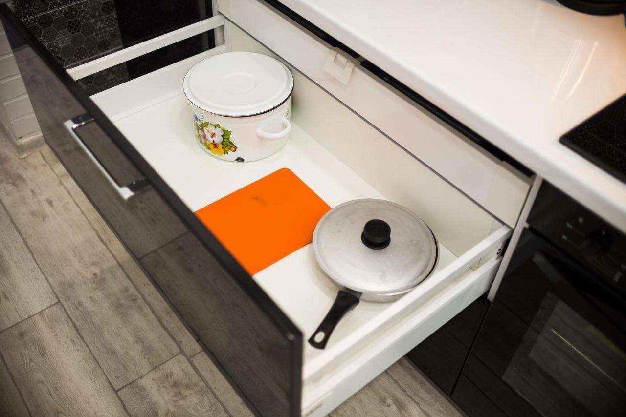 Modern Apartment Lviv Dış mekan fotoğraf